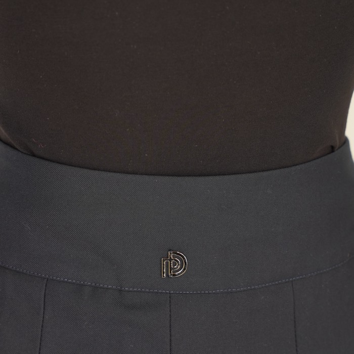 Yoked waistbands
