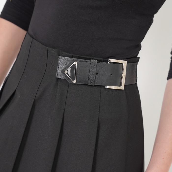 Buckle detail