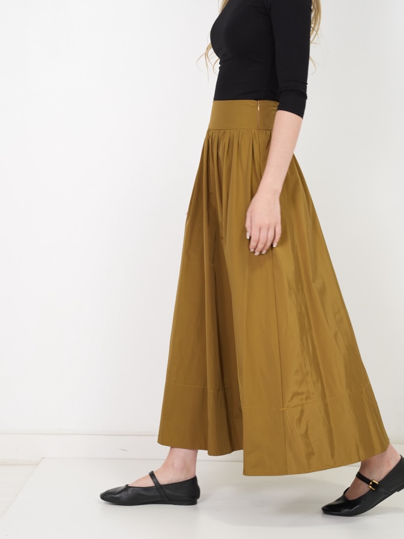 A-line maxi in ochre