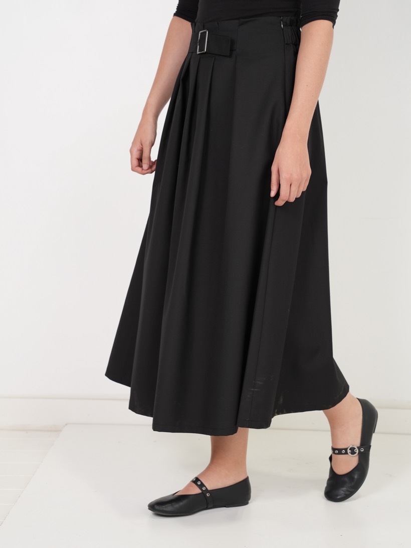 Belted maxi in black taffeta