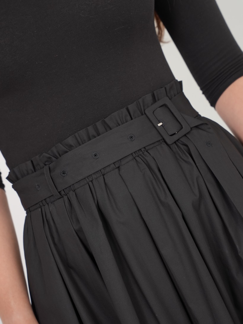 Pleat detail in black taffeta