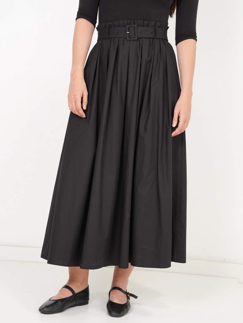 Belted pleat maxi in black