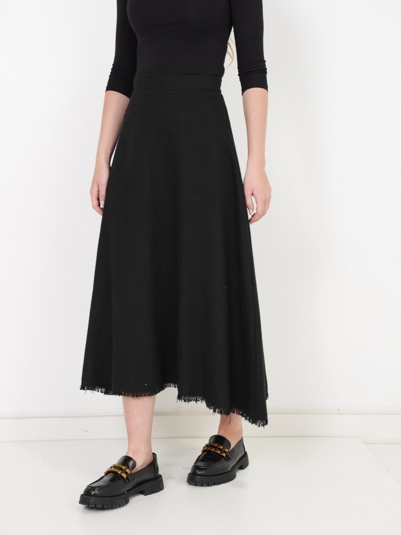 A-line maxi in black
