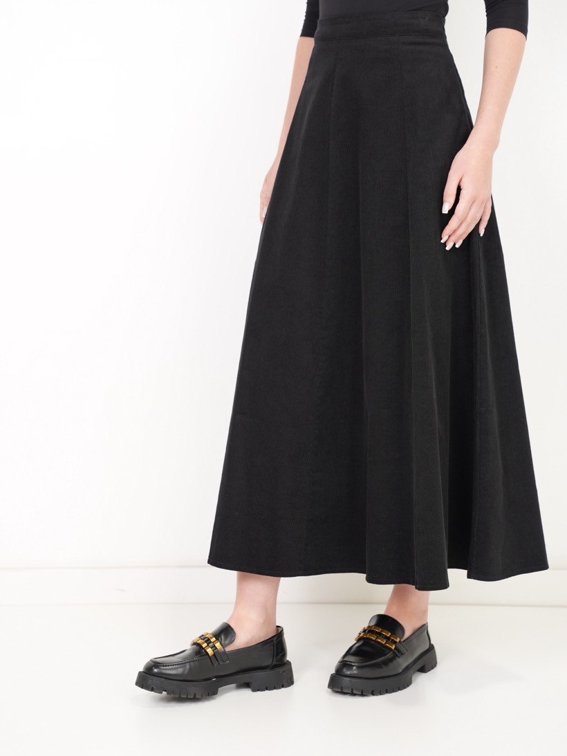 Flared maxi in black